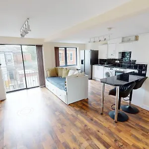 Lovely Two Bed Flat With Free Parking , Nottingham United Kingdom
