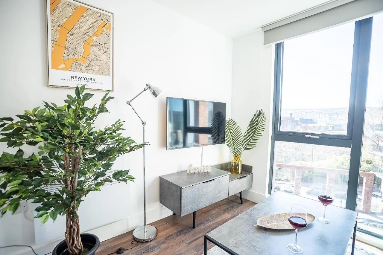 Sheffield Luxury Apartment - Great Central One Bedroom
